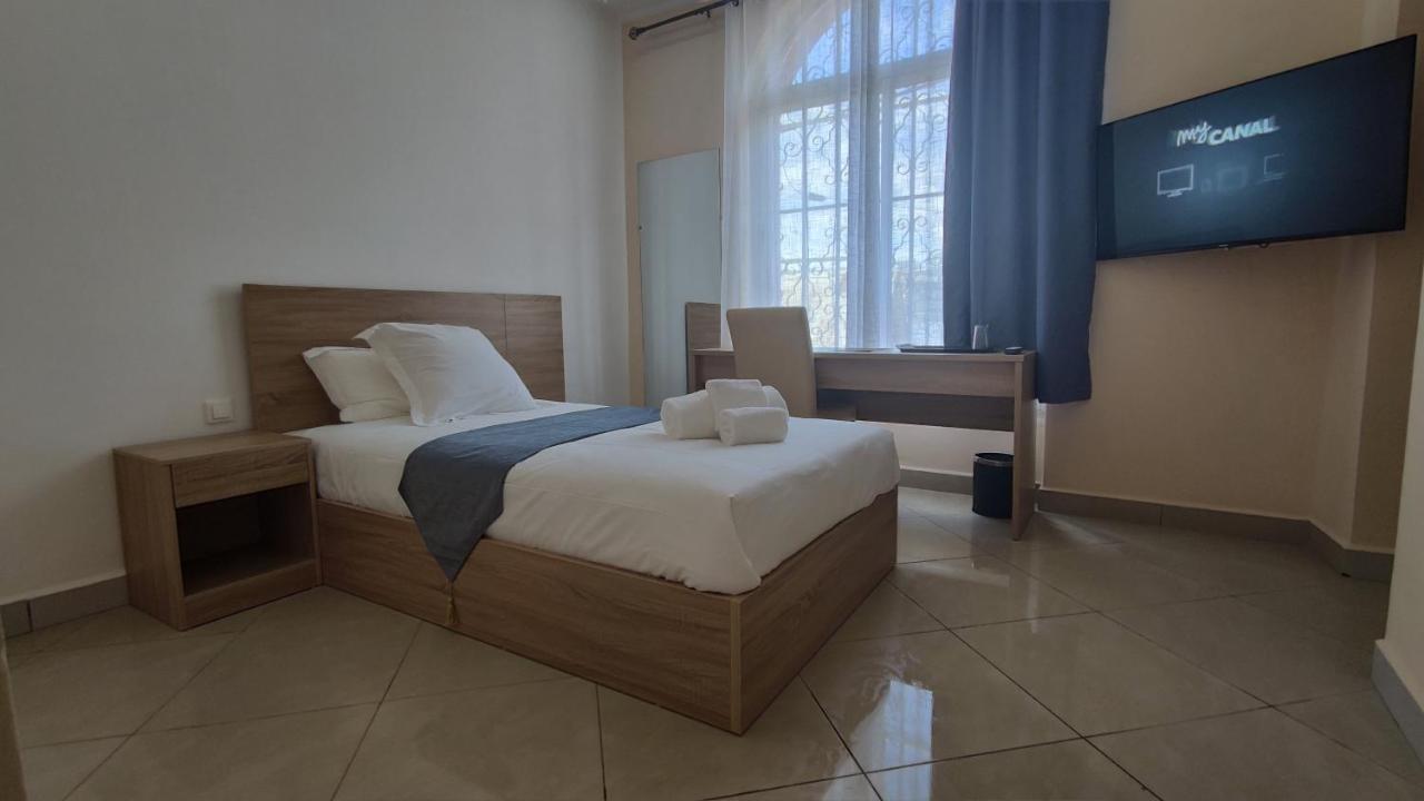 Downtown Hotel Antananarivo Dış mekan fotoğraf